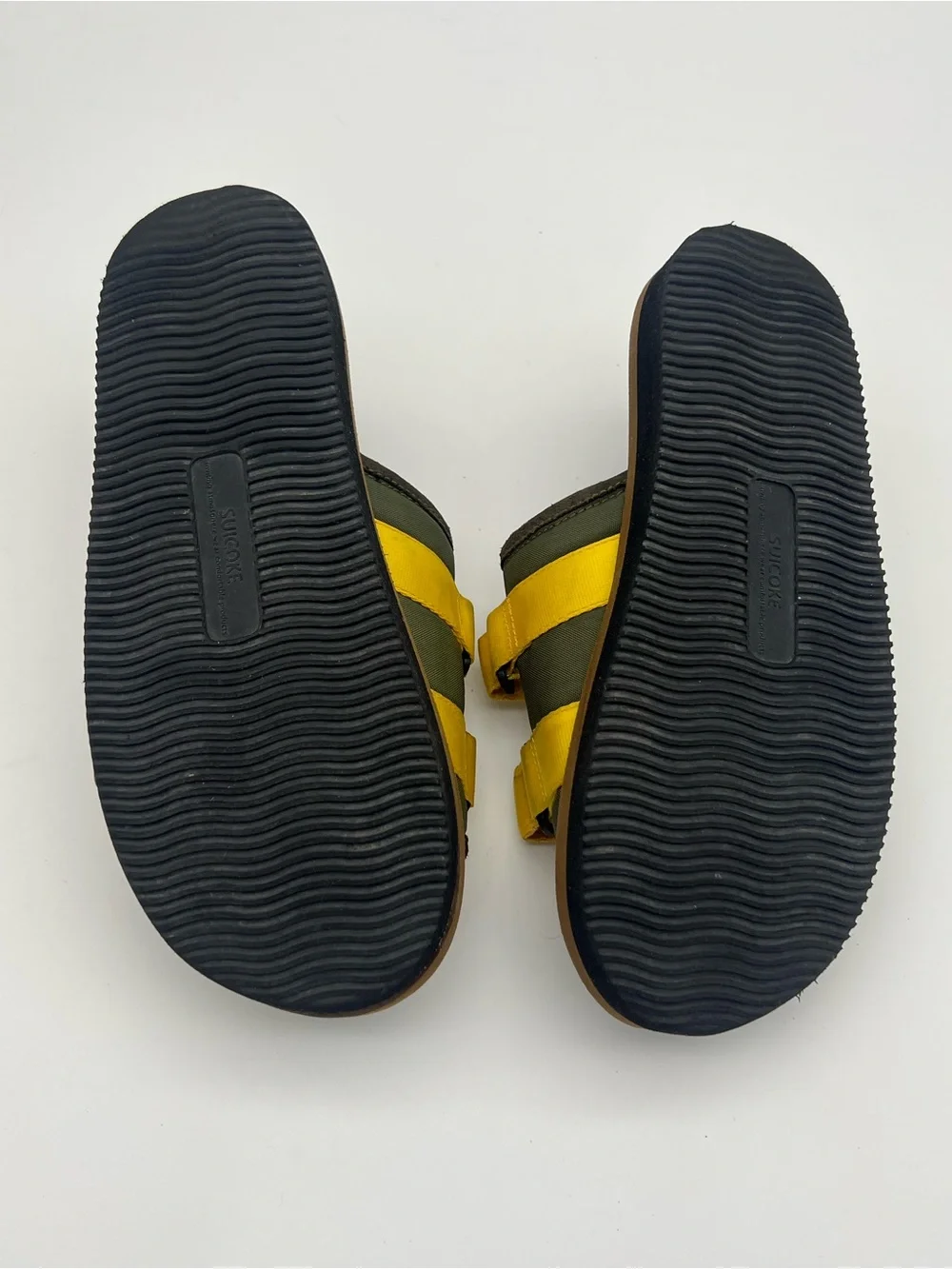 Suicoke Moto cab olive brown Nylon sandals Men’s size 8 Women’s size 10 shoes
